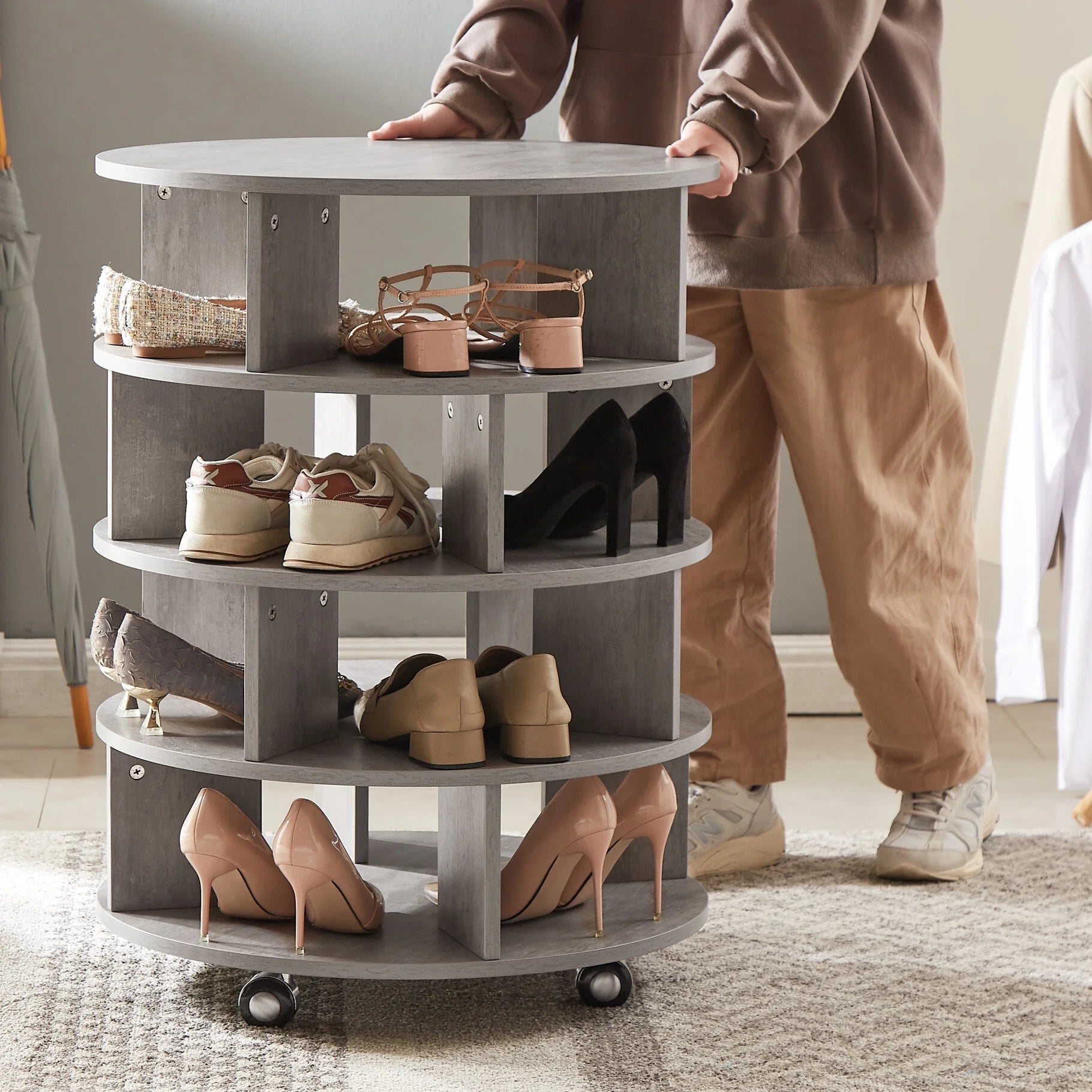 4-Tier Round Pushable Shoe Cabinet on Wheels, Wooden Rotating Shoe Rack Tower for 16-20 pairs of shoes,360°Shoe Storage Organizer for Living